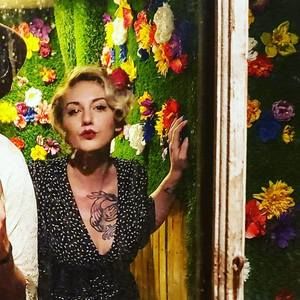 Meet your Posher, Caroline